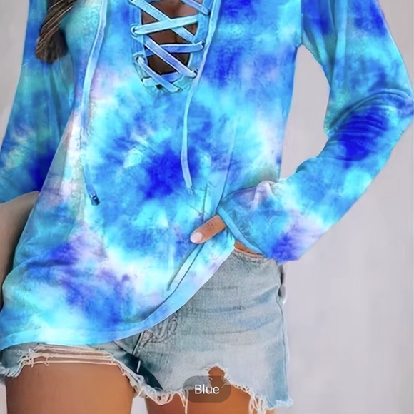 🔴 CLEARANCE 🔖 NWT 🌊 BLUE/WHITE TIE-DYE V-NECK LACE-UP SUMMER TOP Women’s XXL - Picture 6 of 11